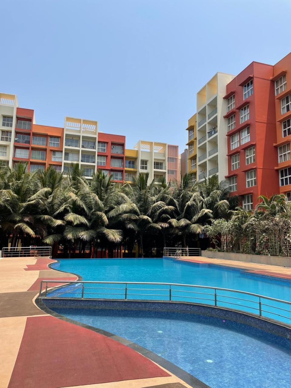 Good Stay 2Bhk Pool Apartment 10 Mins From Dabolim Airport Goa 102 Consua Exteriör bild