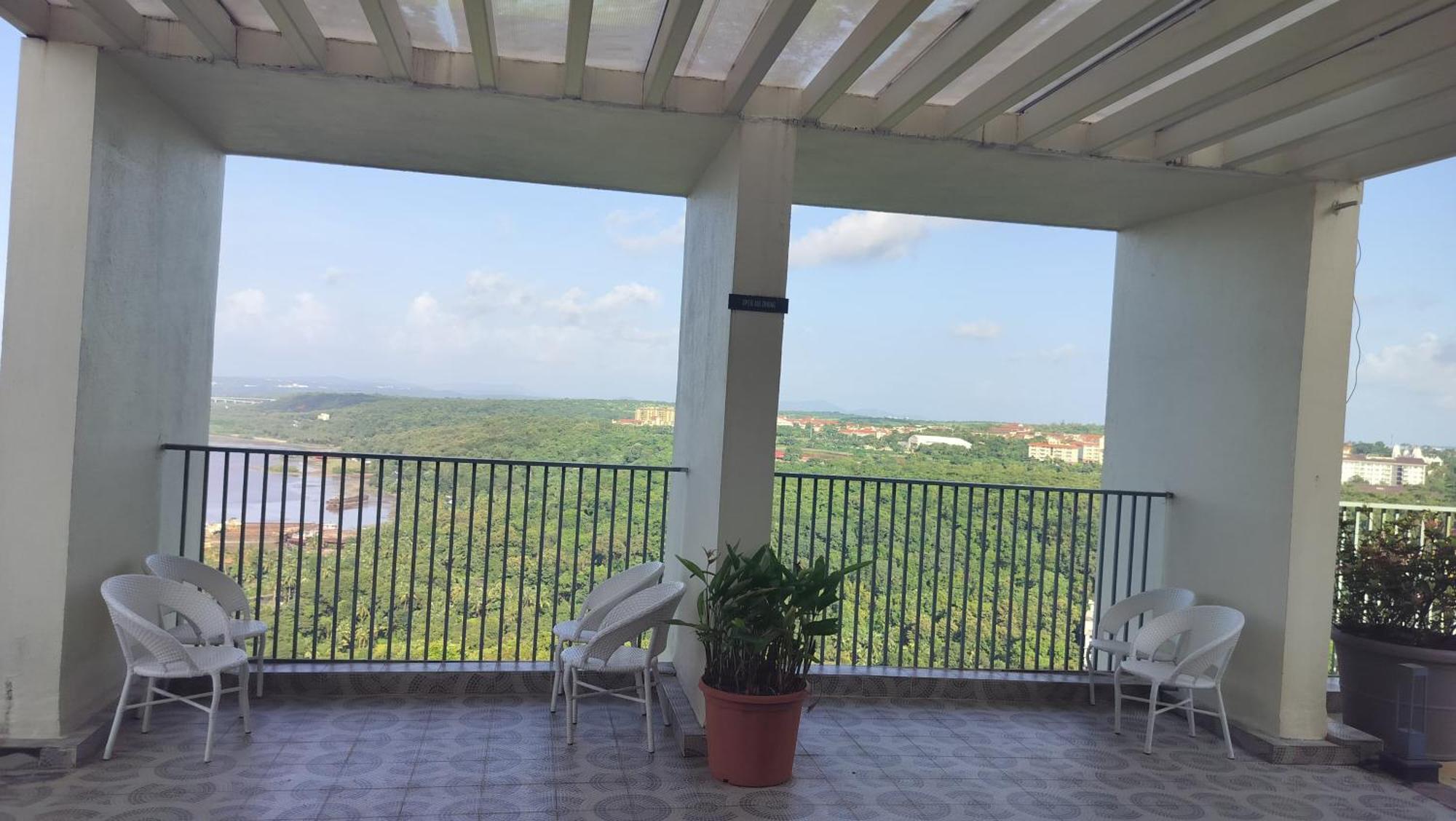 Good Stay 2Bhk Pool Apartment 10 Mins From Dabolim Airport Goa 102 Consua Exteriör bild